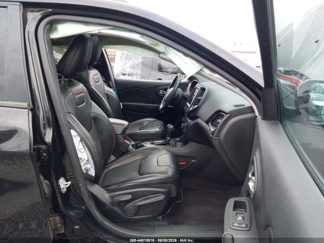 Jeep Cherokee Trailhawk 4x4 2019 1C4PJMBNXKD230247 Image 5