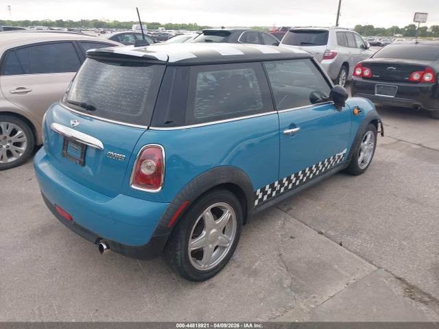 2009 MINI COOPER WMWMF33579TW77547 Photo 3