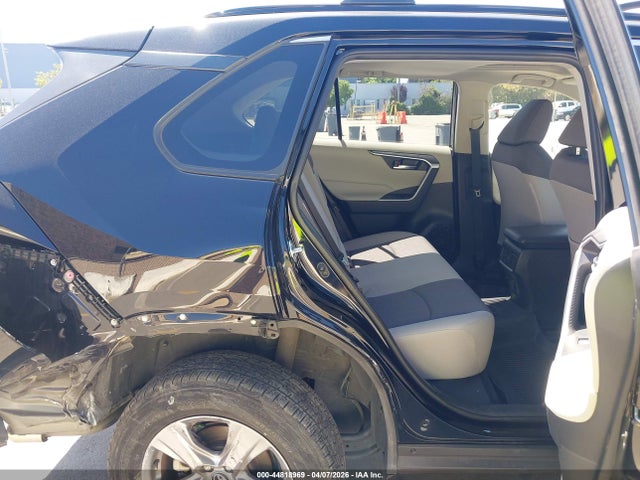 Toyota Rav4 Xle 2023 JTMW1RFV2PD099065 Image 8