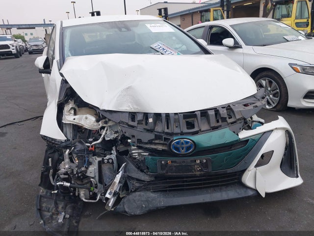 44818973 :رقم المزاد ، JTDKARFPXH3022077 vin ، 2017 Toyota Prius Prime Premium مزاد بيع