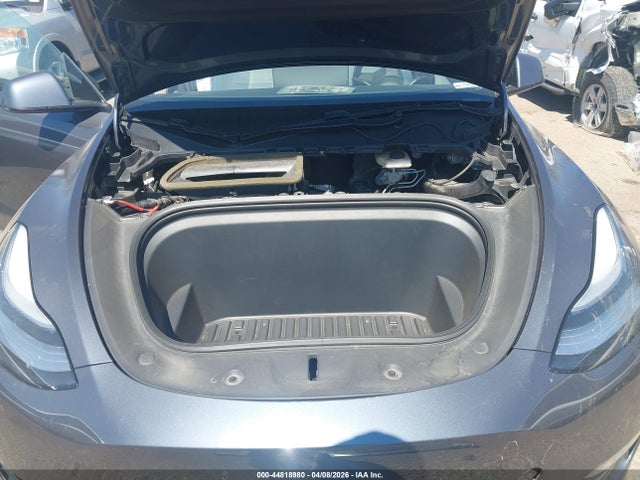 44818980 :رقم المزاد ، 5YJYGDEEXLF032373 vin ، 2020 Tesla Model Y Long Range Dual Motor All-wheel Drive مزاد بيع
