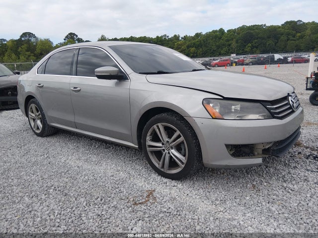 2014 VOLKSWAGEN PASSAT 1VWBS7A30EC028954