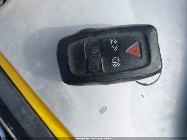 44818994 :رقم المزاد ، SALAG2D42BA593262 vin ، 2011 Land Rover Lr4 مزاد بيع