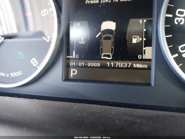 44818994 :رقم المزاد ، SALAG2D42BA593262 vin ، 2011 Land Rover Lr4 مزاد بيع