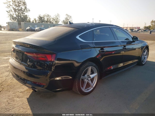 44819000 :رقم المزاد ، WAUDNCF51KA045112 vin ، 2019 Audi A5 45 Premium مزاد بيع
