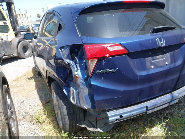 2017 HONDA HR-V 3CZRU5H51HG708476 Photo 2