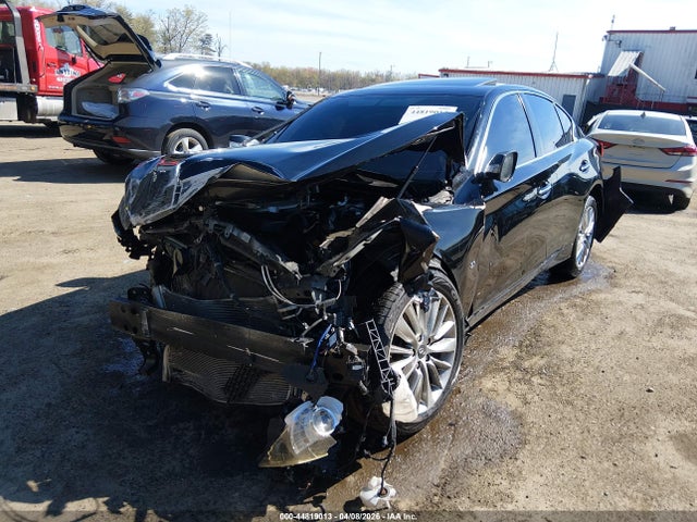 2014 Infiniti Q50 Premium მანქანა იყიდება აუქციონზე, vin: JN1BV7AR5EM695692, აუქციონის ნომერი: 44819013
