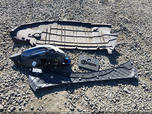 44819021 :رقم المزاد ، 7SAXCDE56SF463608 vin ، 2025 Tesla Model X Long Range مزاد بيع