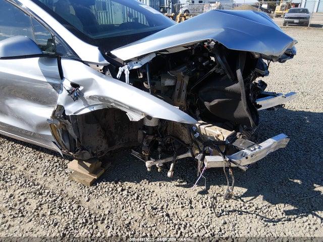 Auction sale of the 2025 Tesla Model X Long Range, vin: 7SAXCDE56SF463608, lot number: 44819021