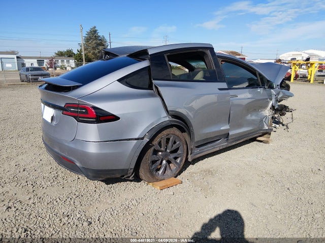 44819021 :رقم المزاد ، 7SAXCDE56SF463608 vin ، 2025 Tesla Model X Long Range مزاد بيع