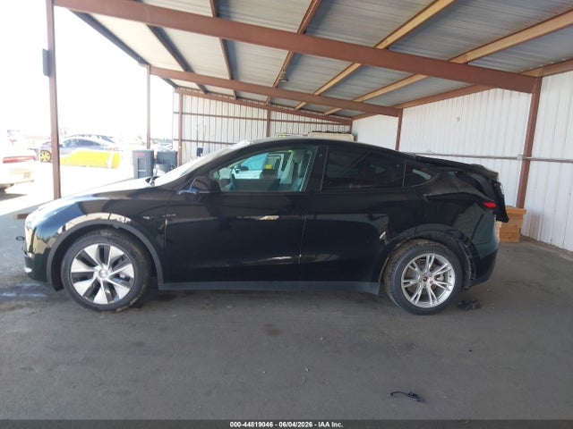 Продажа на аукционе авто 2022 Tesla Model Y Long Range Dual Motor All-wheel Drive, vin: 7SAYGDEE0NF449166, номер лота: 44819046