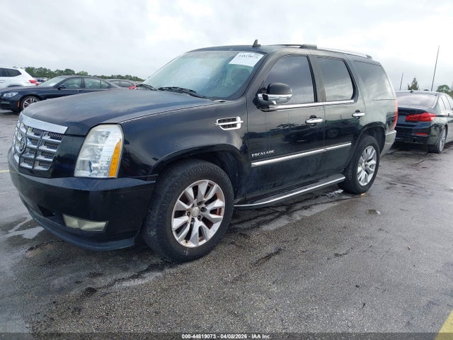 2011 CADILLAC ESCALADE 1GYS4BEF4BR102769 Photo 1