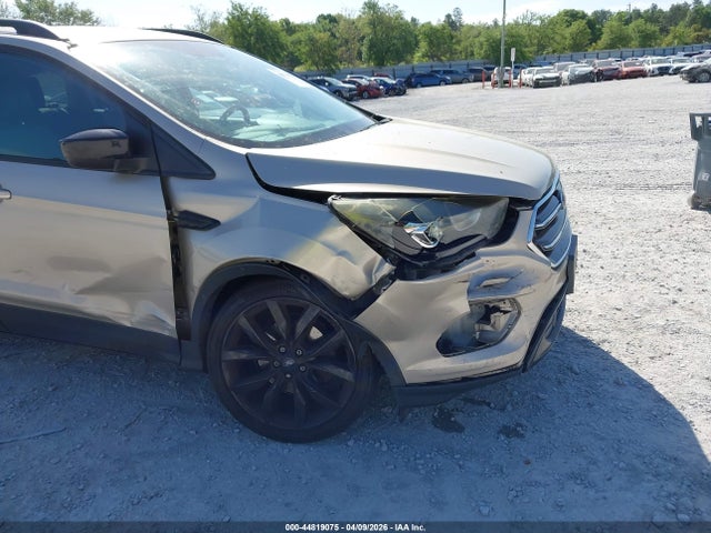 Aukcja sprzedaży 2017 Ford Escape Se, vin: 1FMCU0GD1HUA87692, numer aukcji: 44819075