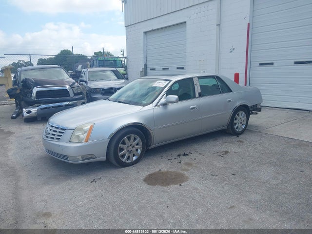 44819103 :رقم المزاد ، 1G6KH5EY3AU115668 vin ، 2010 Cadillac Dts Premium Collection مزاد بيع