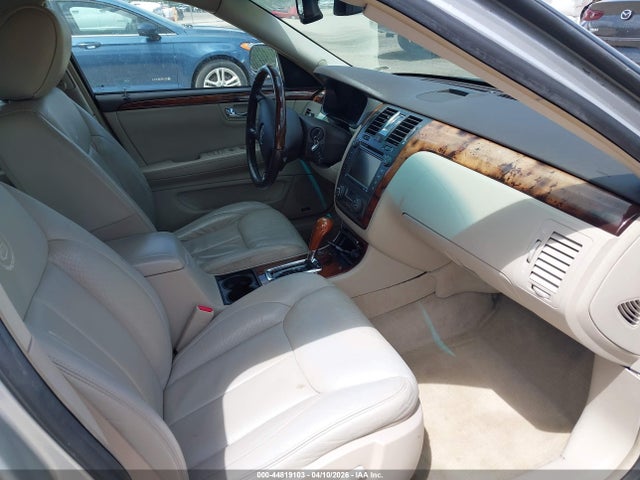 44819103 :رقم المزاد ، 1G6KH5EY3AU115668 vin ، 2010 Cadillac Dts Premium Collection مزاد بيع