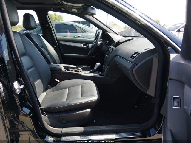 2009 Mercedes-benz C 300 Sport მანქანა იყიდება აუქციონზე, vin: WDDGF54X89R068868, აუქციონის ნომერი: 44819121