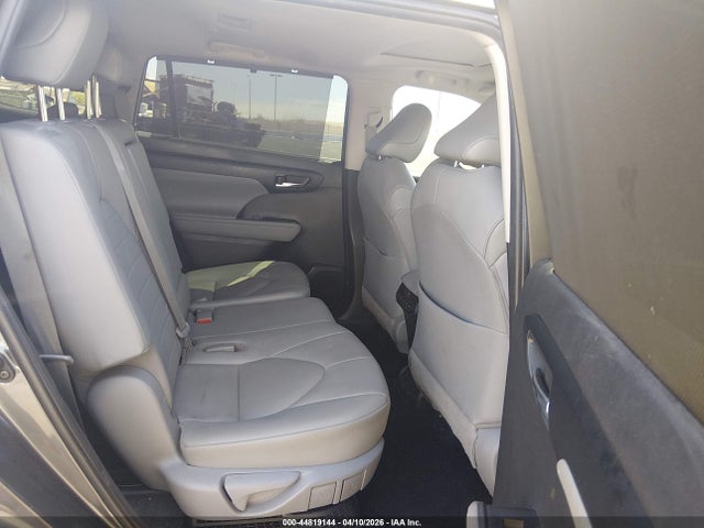 Toyota Highlander Hybrid Xle 2020 5TDHBRCH3LS507219 Image 8