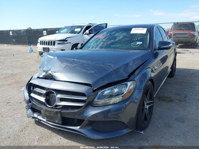 44819181 :رقم المزاد ، 55SWF4JB7FU083581 vin ، 2015 Mercedes-benz C 300 مزاد بيع