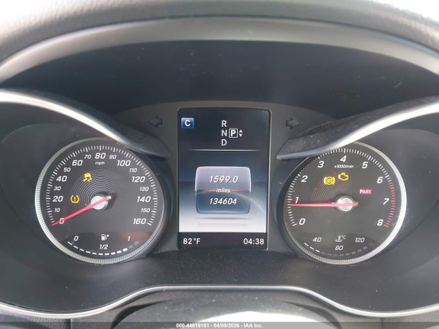 44819181 :رقم المزاد ، 55SWF4JB7FU083581 vin ، 2015 Mercedes-benz C 300 مزاد بيع