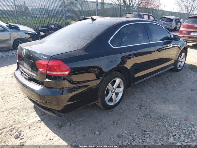 2012 Volkswagen Passat 2.0l Tdi Se მანქანა იყიდება აუქციონზე, vin: 1VWBN7A30CC028070, აუქციონის ნომერი: 44819201