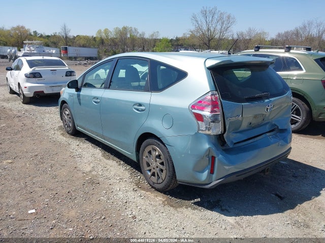 Продажа на аукционе авто 2015 Toyota Prius V Four, vin: JTDZN3EU5FJ026182, номер лота: 44819226