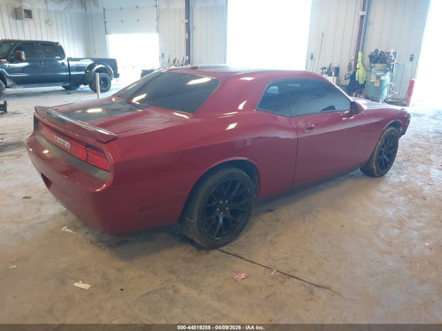44819258 :رقم المزاد ، 2B3CJ4DVXAH110222 vin ، 2010 Dodge Challenger Se مزاد بيع