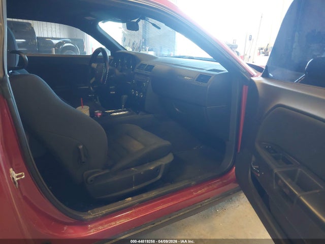 44819258 :رقم المزاد ، 2B3CJ4DVXAH110222 vin ، 2010 Dodge Challenger Se مزاد بيع