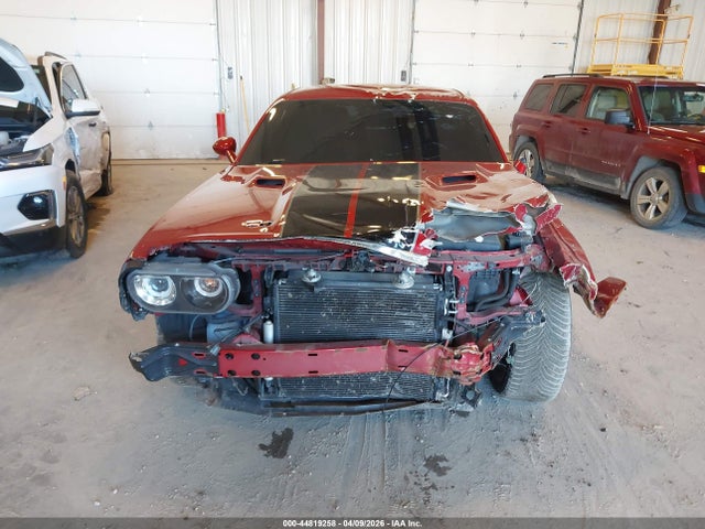 44819258 :رقم المزاد ، 2B3CJ4DVXAH110222 vin ، 2010 Dodge Challenger Se مزاد بيع