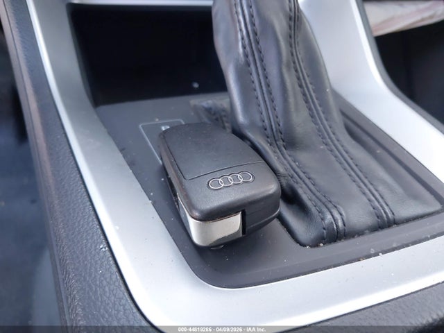 Продаж на аукціоні авто 2020 Audi Q3 Premium 45 Tfsi Quattro Tiptronic, vin: WA1AECF39L1021379, номер лоту: 44819286