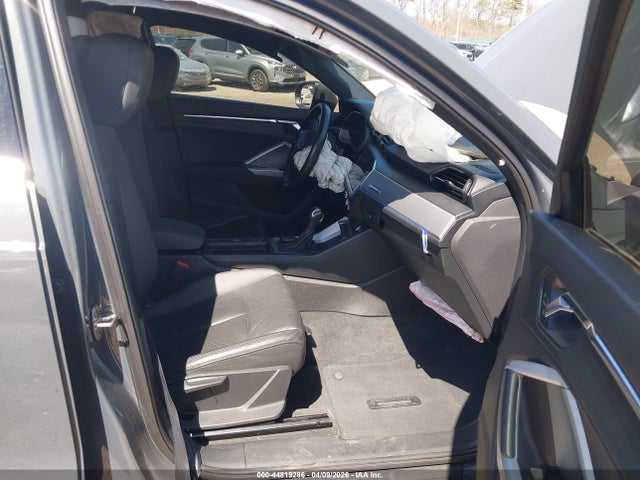 Продаж на аукціоні авто 2020 Audi Q3 Premium 45 Tfsi Quattro Tiptronic, vin: WA1AECF39L1021379, номер лоту: 44819286