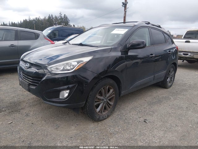 KM8JUCAG4FU105448 Hyundai TUCSON SE