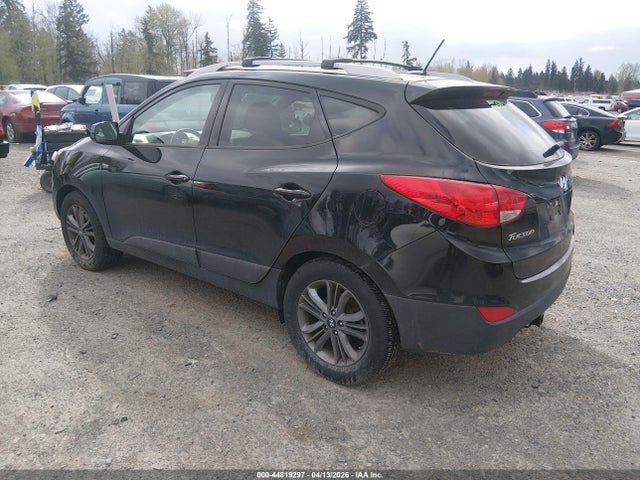KM8JUCAG4FU105448 Hyundai TUCSON SE