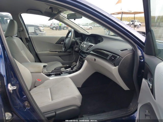 1HGCR2F3XHA196942 Honda ACCORD LX