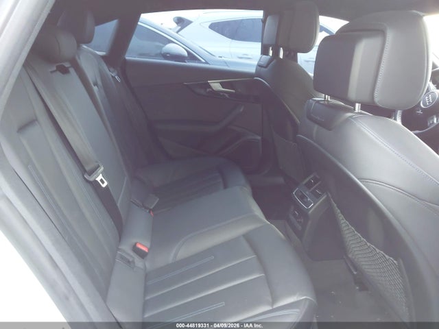 Продажа на аукционе авто 2019 Audi A5 45 Premium, vin: WAUENCF59KA025338, номер лота: 44819331