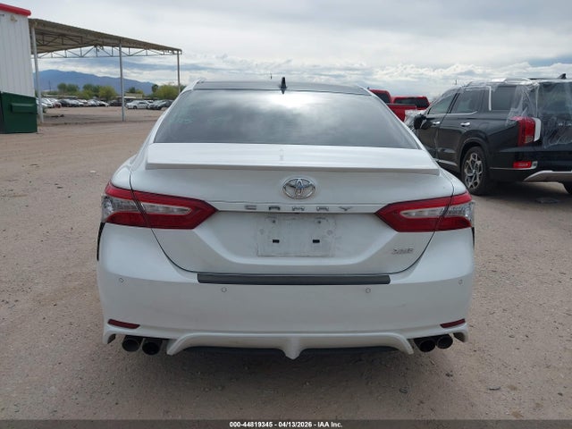 4T1B61HK0JU668518 Toyota CAMRY XSE