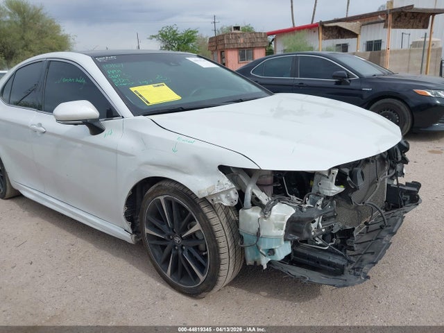 4T1B61HK0JU668518 Toyota CAMRY XSE