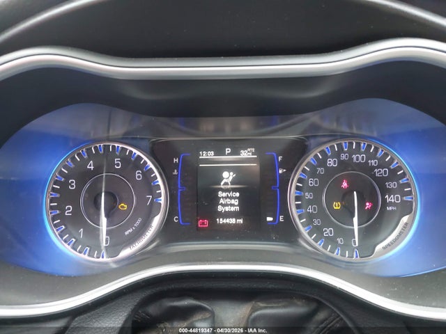 Продаж на аукціоні авто 2015 Chrysler 200 Limited, vin: 1C3CCCAB6FN670142, номер лоту: 44819347