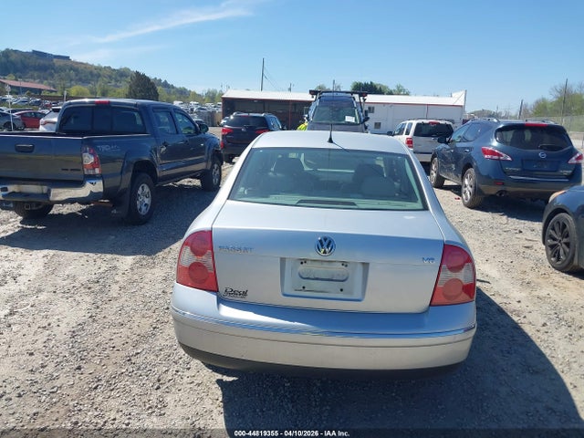 Продажа на аукционе авто 2003 Volkswagen Passat Glx, vin: WVWRH63B73P263534, номер лота: 44819355