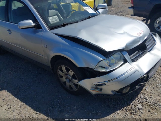 Продажа на аукционе авто 2003 Volkswagen Passat Glx, vin: WVWRH63B73P263534, номер лота: 44819355
