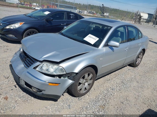 Продажа на аукционе авто 2003 Volkswagen Passat Glx, vin: WVWRH63B73P263534, номер лота: 44819355
