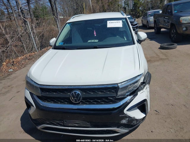 Продажа на аукционе авто 2022 Volkswagen Taos 1.5t Se, vin: 3VVWX7B2XNM033414, номер лота: 44819363