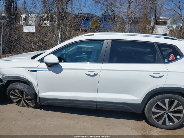 Продажа на аукционе авто 2022 Volkswagen Taos 1.5t Se, vin: 3VVWX7B2XNM033414, номер лота: 44819363