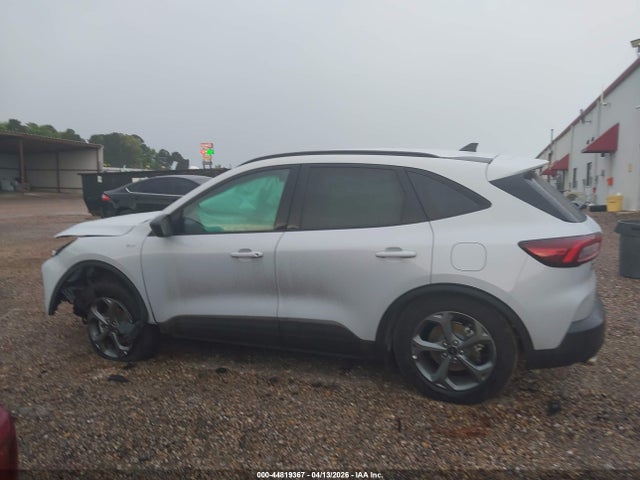 Продаж на аукціоні авто 2026 Ford Escape St-line, vin: 1FMCU0MN8TUA21002, номер лоту: 44819367