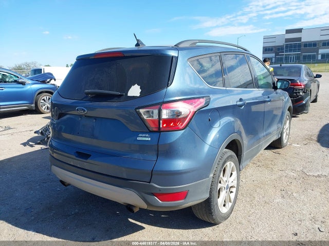44819377 :رقم المزاد ، 1FMCU0HD3JUB81030 vin ، 2018 Ford Escape Sel مزاد بيع