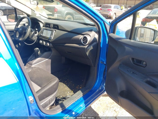 Продажа на аукционе авто 2024 Nissan Versa 1.6 S, vin: 3N1CN8DV0RL923083, номер лота: 44819378