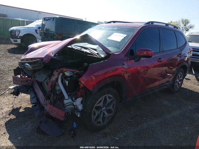 Продаж на аукціоні авто 2024 Subaru Forester Premium, vin: JF2SKADC6RH492630, номер лоту: 44819385