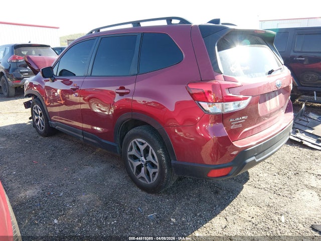 Продаж на аукціоні авто 2024 Subaru Forester Premium, vin: JF2SKADC6RH492630, номер лоту: 44819385