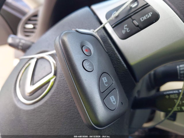 Продажа на аукционе авто 2013 Lexus Is 250, vin: JTHCF5C22D5061055, номер лота: 44819388