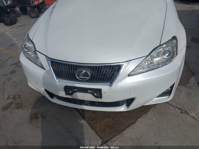 Продажа на аукционе авто 2013 Lexus Is 250, vin: JTHCF5C22D5061055, номер лота: 44819388