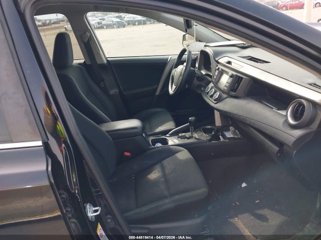 Toyota RAV4 LE 2016 2T3ZFREV9GW303668 Image 5